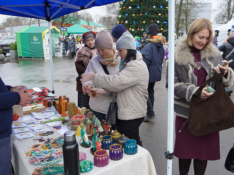 В Хиславичском округе получатели соцконтракта представили свою продукцию