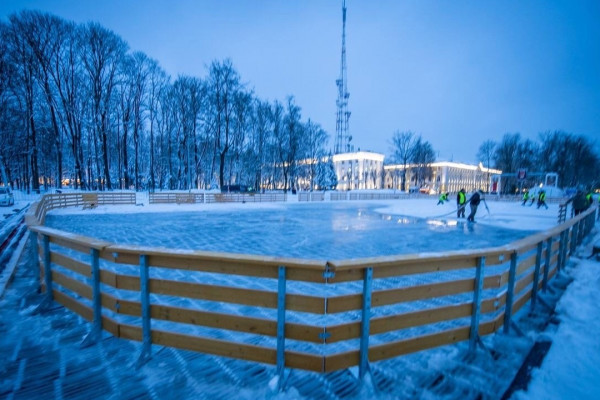 Когда в Смоленске откроется ледовый каток на площади Ленина