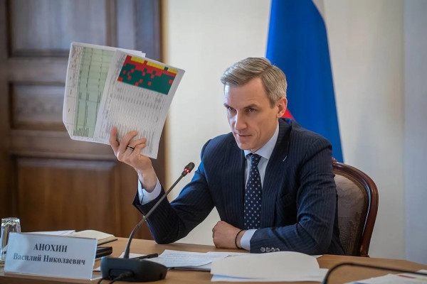 Губернатор Смоленской области поздравил ЦУР с юбилеем