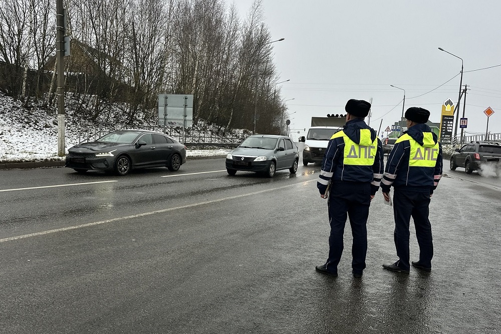 Дорожная полиция Смоленска проверит водителей