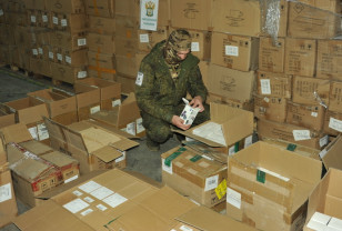 Смоленская таможня передала конфискованные гаджеты на нужды СВО