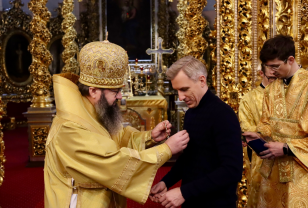 Губернатор Смоленской области Василий Анохин награждён медалью в честь Архангела Михаила