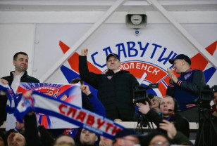 Губернатор Смоленской области поздравил спортсменов, тренеров и болельщиков с Днём хоккея