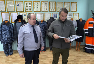 Пётр Илюхин оценил производственный потенциал сафоновской колонии