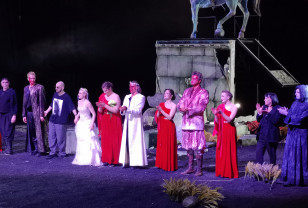 Драмтеатр представил «Электру»