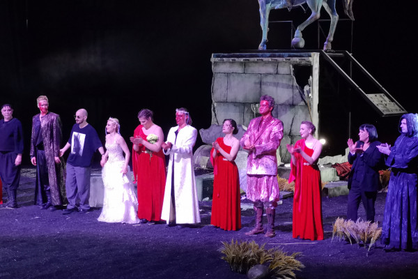 Драмтеатр представил «Электру»