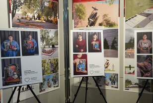 В Смоленске открылась фотовыставка, посвященная матерям, чьи сыновья погибли в ходе СВО