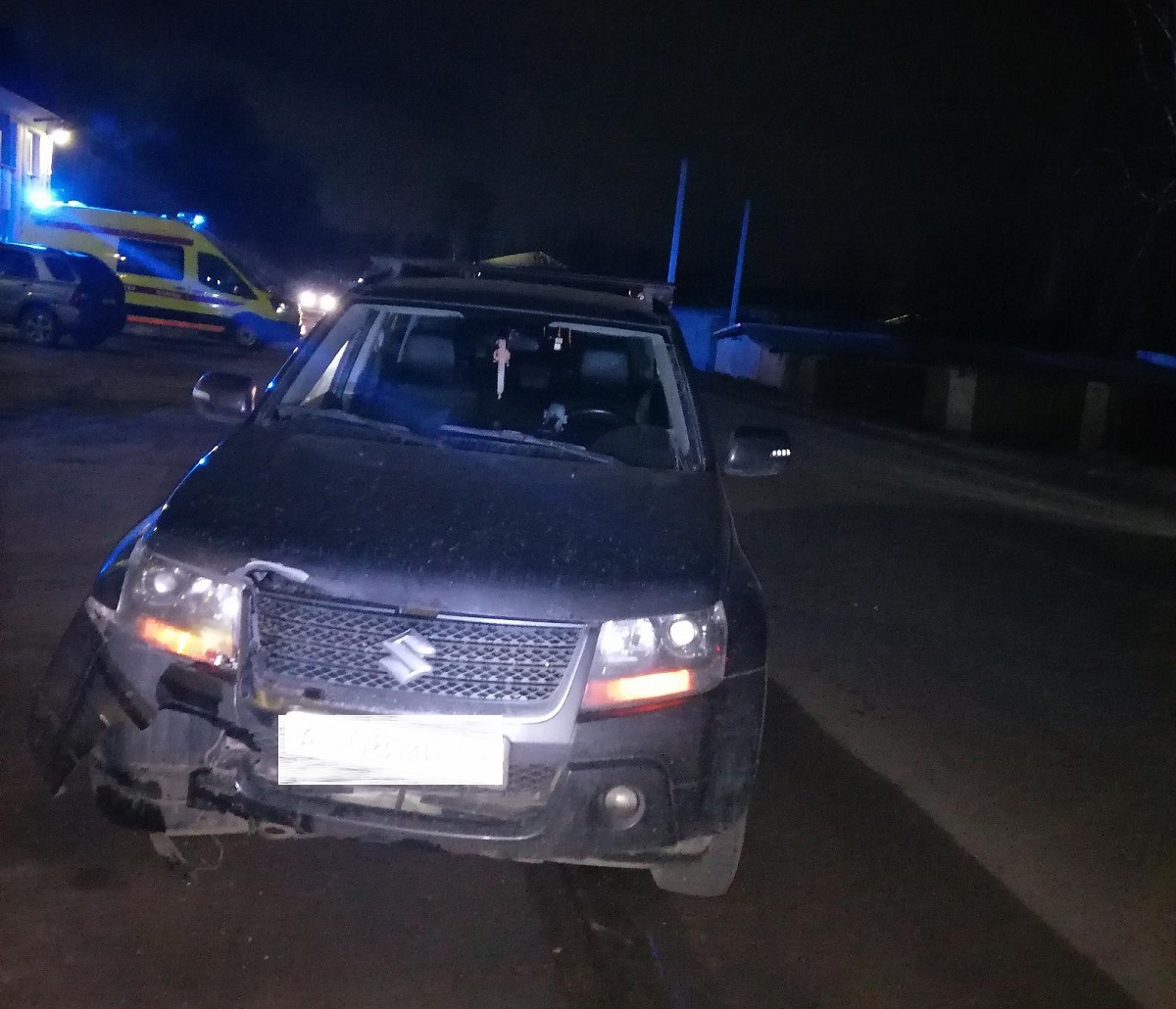 В Вязьме иномарка сбила двух пешеходов