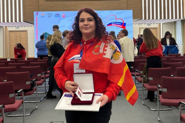 Смолянка стала одной из лучших вожатых России