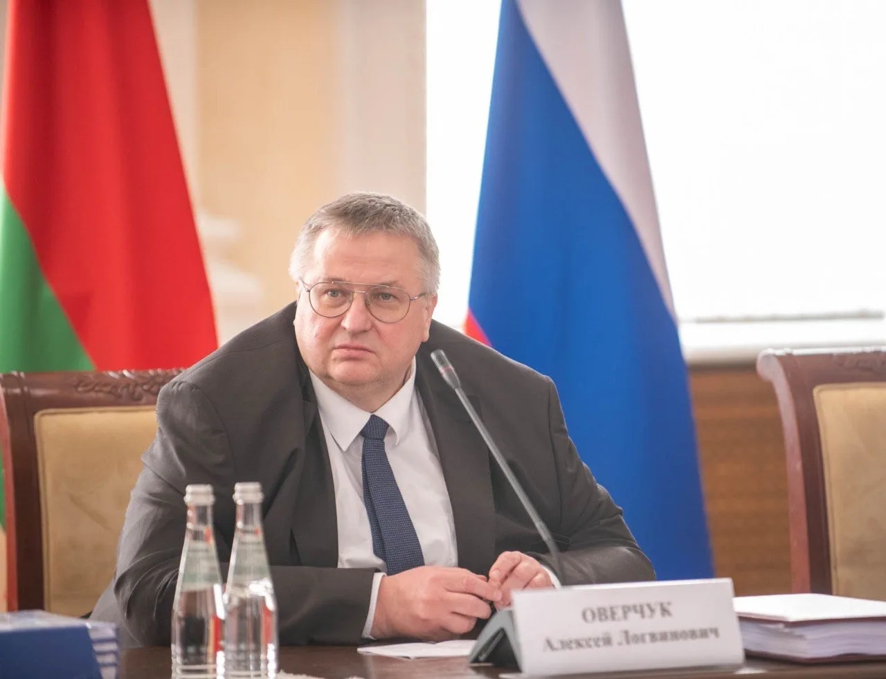 Василий Анохин поздравил с Днём рождения зампреда правительства РФ Алексея Оверчука