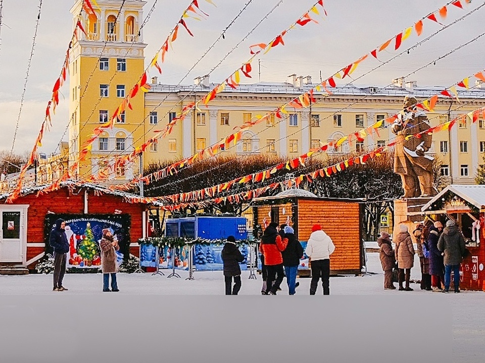 В Смоленске подготовили программу праздничных мероприятий к Новому году