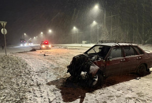 В Смоленской области в лобовую столкнулись ВАЗ и ГАЗ