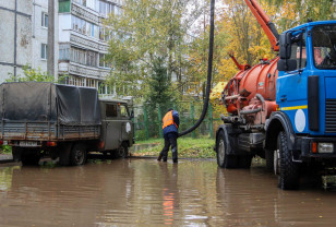 Александр Новиков потребовал выявить нелегальных ассенизаторов в Смоленске