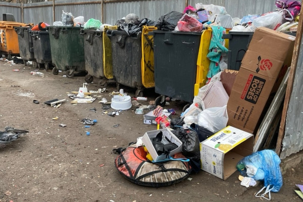 Александр Новиков инициировал создание рабочей группы по проблемам с мусором в Смоленске