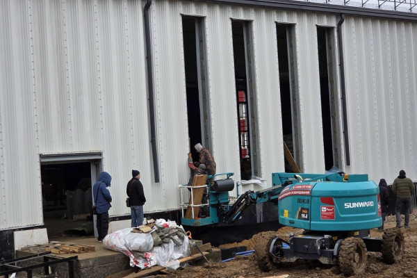 В Смоленске стартовал второй этап строительства теннисного корта