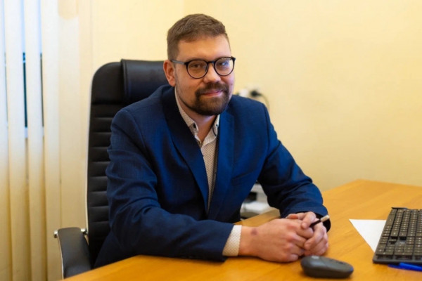 Роман Яскевич: «Лопатинский сад после благоустройства не приобрёл чуждых элементов»