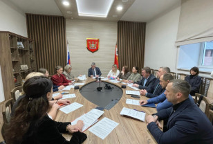 Александр Новиков обсудил перспективы поддержки смоленских школьников с «Движением Первых»