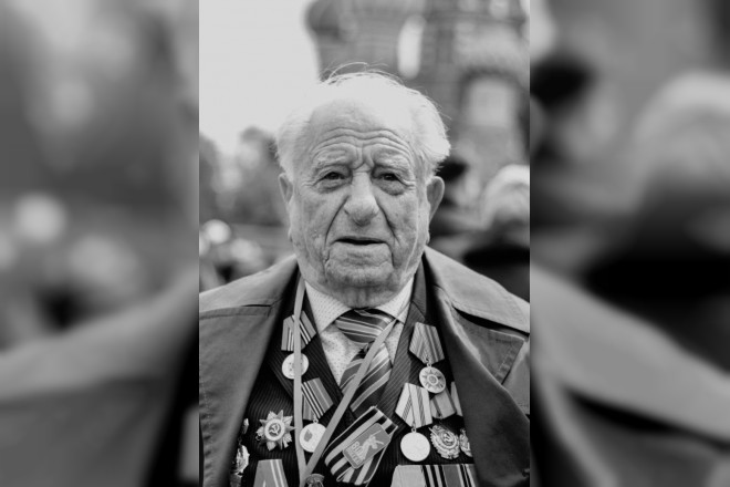 Губернатор Смоленской области выразил соболезнования в связи со смертью почётного гражданина города-героя Смоленска Виктора Якунина