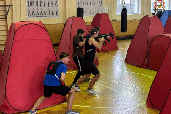 Смоленская призывная молодёжь поучаствовала в турнире по лазертагу
