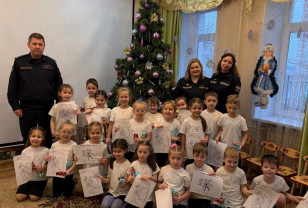 Смоленские судебные приставы посетили детский сад «Настенька»