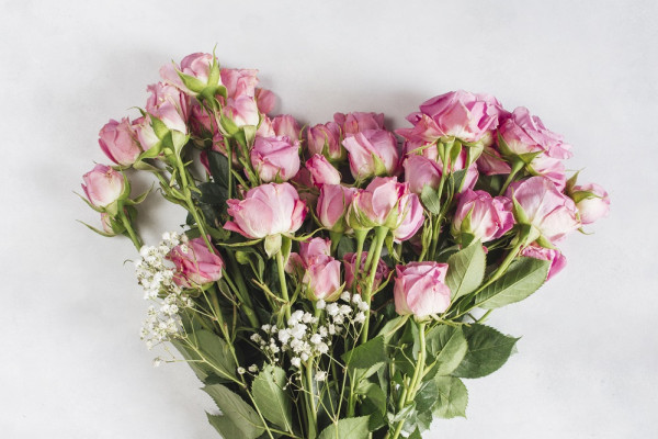 «Русский Букет»: сервис доставки цветов с бесплатной круглосуточной службой