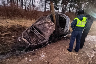 В Рославльском округе в результате ДТП погиб водитель Chevrolet Lacetti