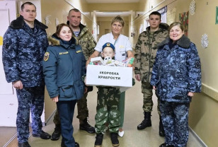 В Десногорске сотрудники УФСИН присоединились к акции «Коробка храбрости»