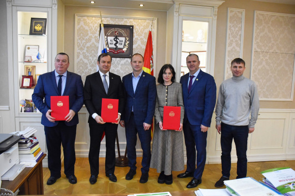 Губернатор рассказал о планах по развитию профессионального футбола на Смоленщине