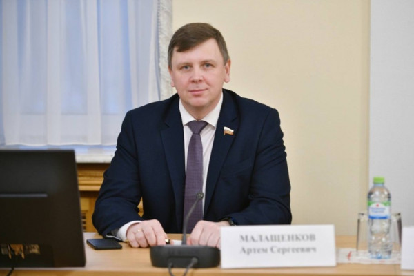 Артем Малащенков: Уверен, в наступающем году Смоленщину ждёт ещё больше федеральных перспектив