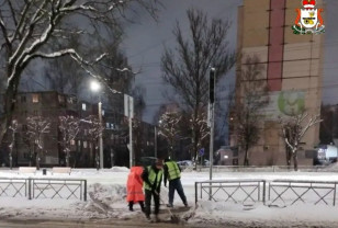 Плановая работа по уборке снега продолжается в Смоленске