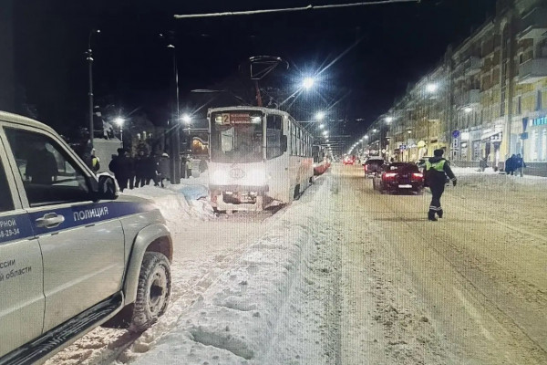 В Смоленске полиция возбудила уголовное дело по факту ДТП, в результате которого погибла пешеход