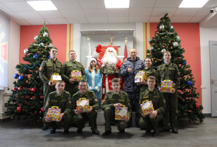 В Смоленской области завершилась акция Росгвардии «Дед Мороз специального назначения»