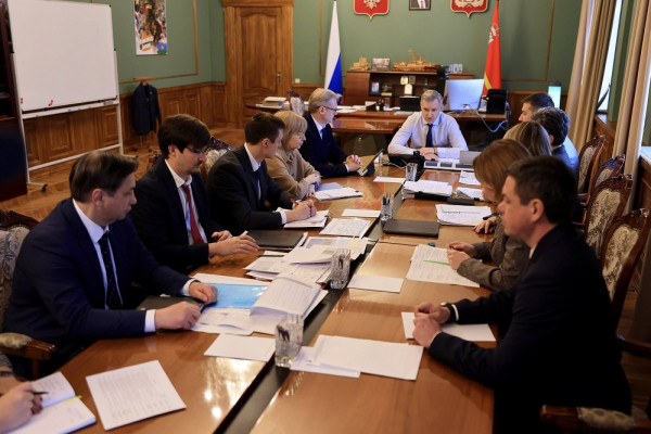 В Смоленской области обсудили строительство социально значимых объектов