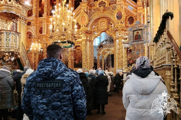 В Смоленской области росгвардейцы обеспечили порядок и безопасность крещенских праздников