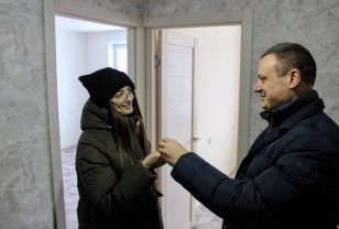 Смоленским молодым педагогам выдают новое жильё