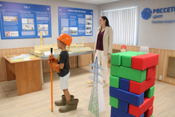 Почти 60 000 ребят из 20 регионов России стали участниками уроков электробезопасности