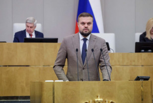 Депутат Артём Туров рассказал о совершенствовании миграционного законодательства