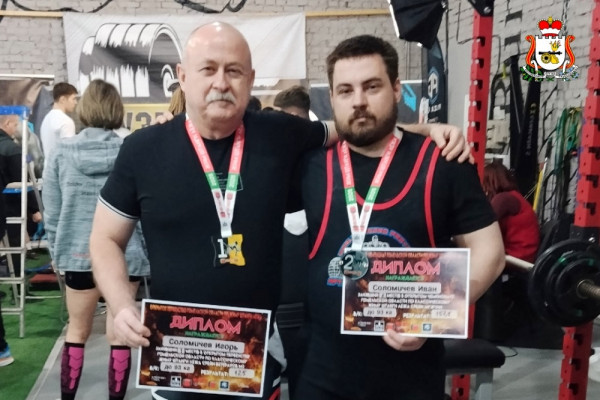 Смоляне выступили на чемпионате по пауэрлифтингу в Беларуси