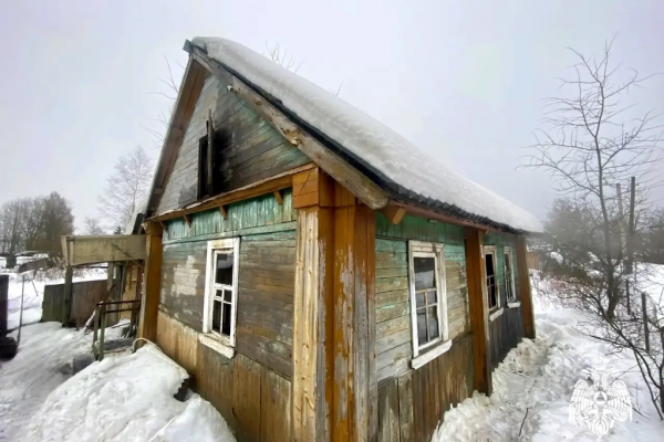 Неосторожное курение стало причиной пожара в Смоленской области 