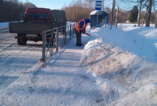 Специалисты «Смоленскавтодора» проводят мероприятия по уборке снега на автодороге «Демидов – Рудня»