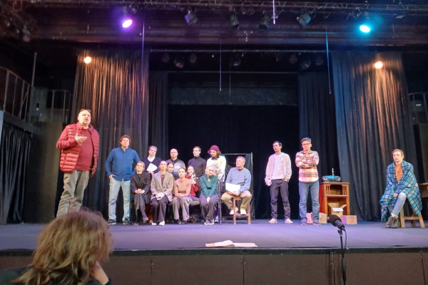 Сцены без войны и мира