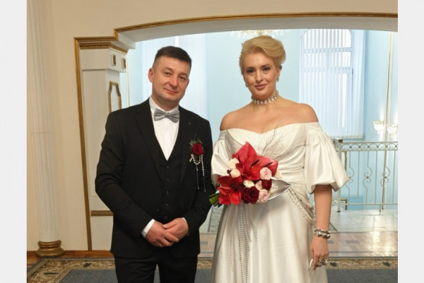 Супруги Львовы из Смоленска отметили серебряную свадьбу