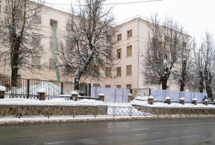 В Смоленске приступили к капремонту школы № 1