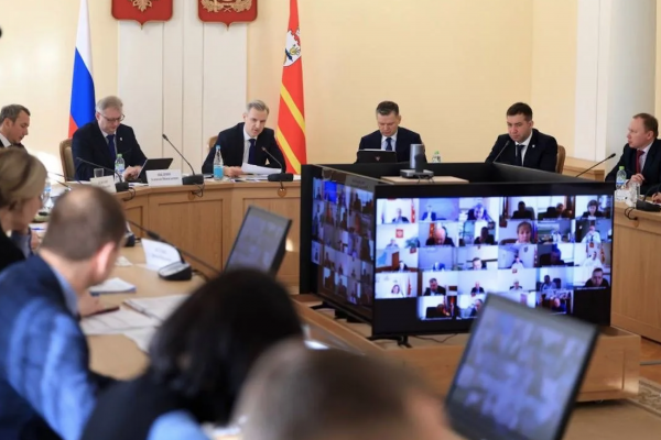 Василий Анохин рассказал о развитии системы дополнительного образования в Смоленской области