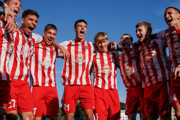 Смоленский футбольный клуб «Искра» готов вернуться в профессиональный спорт