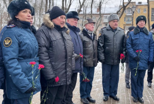 Смоленское УФСИН почтило память погибших защитников Отечества