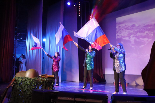 В Смоленске прошёл фестиваль «В песнях военных желание жизни»