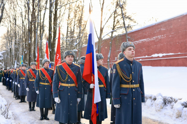 В Смоленске состоялся митинг в честь Дня защитника Отечества