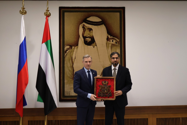 Василий Анохин обсудил с послом ОАЭ расширение поставок смоленской продукции