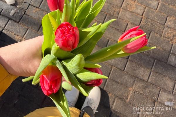 Стало известно, где в Смоленске будут торговать цветами в преддверии 8 Марта 